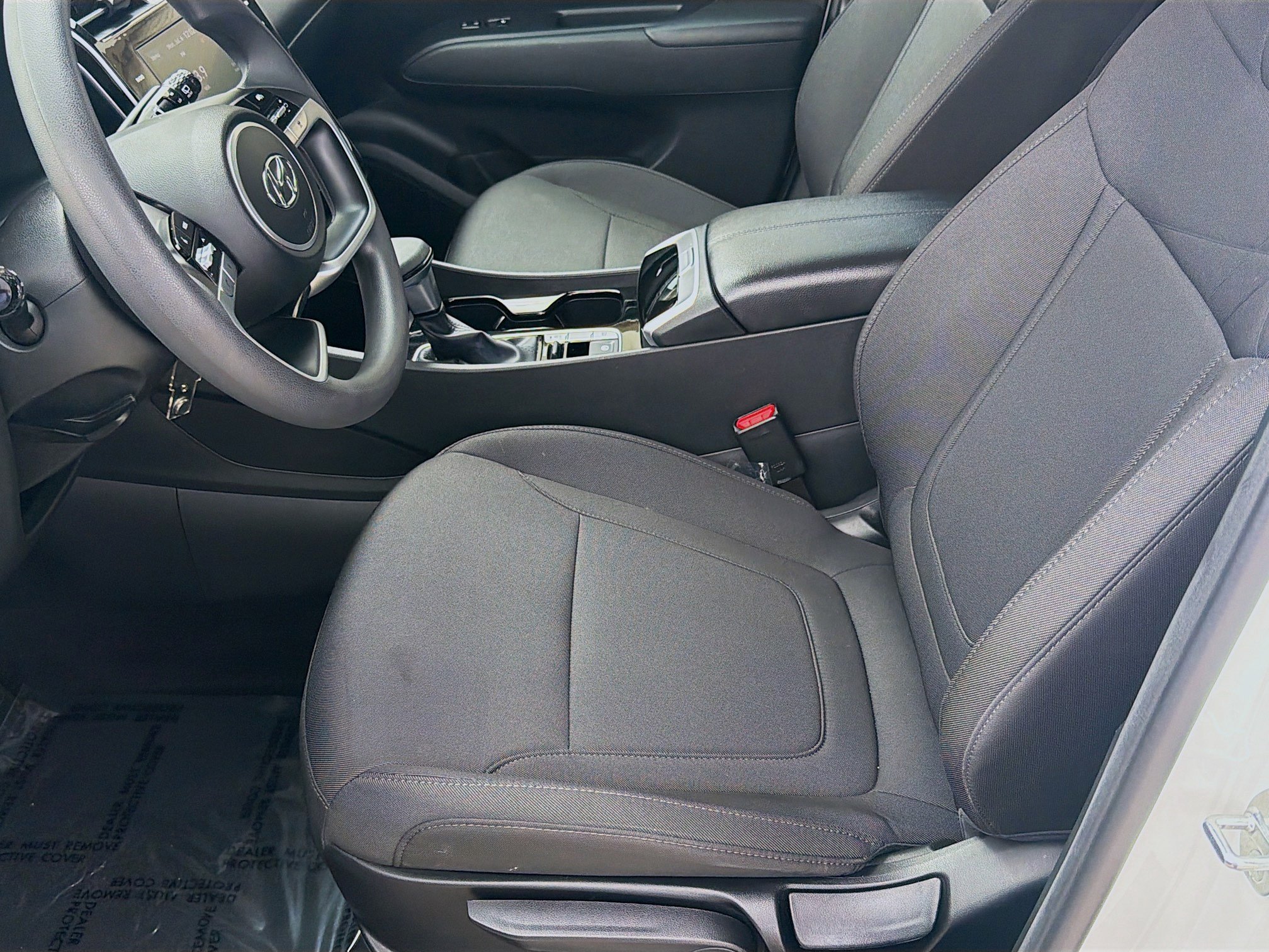 Used 2024 White Pearl Hyundai SE image 15