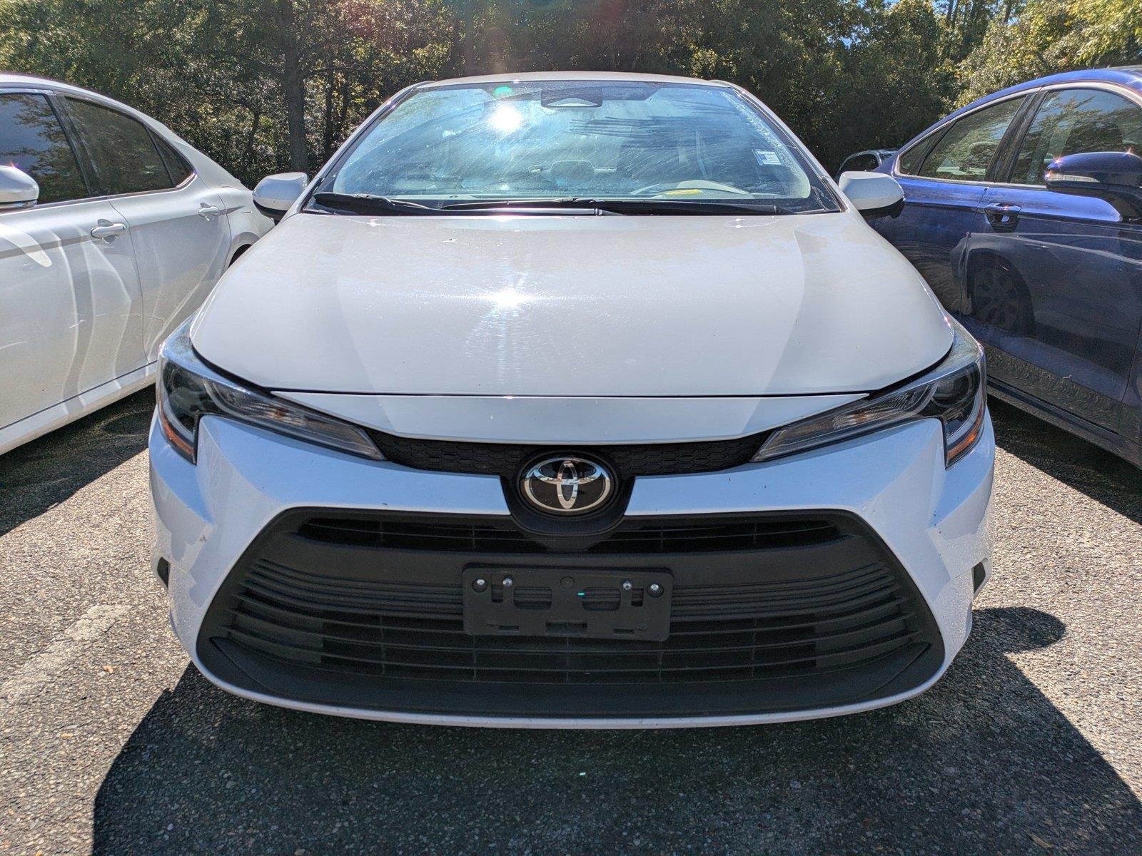 Used 2024  Toyota LE image 6