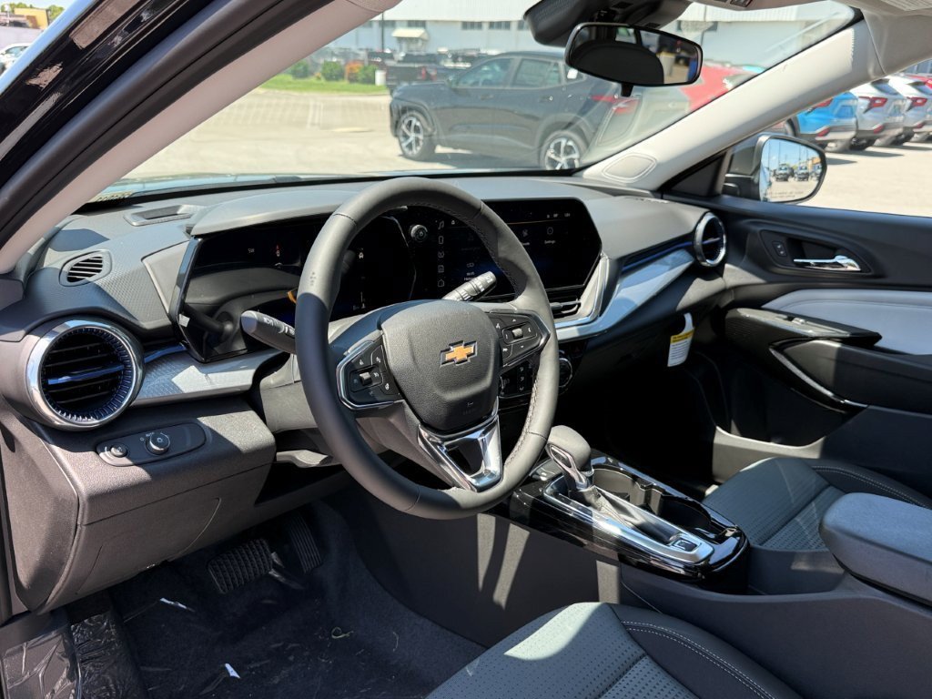 2026 Chevrolet Trax LT - Photo 10