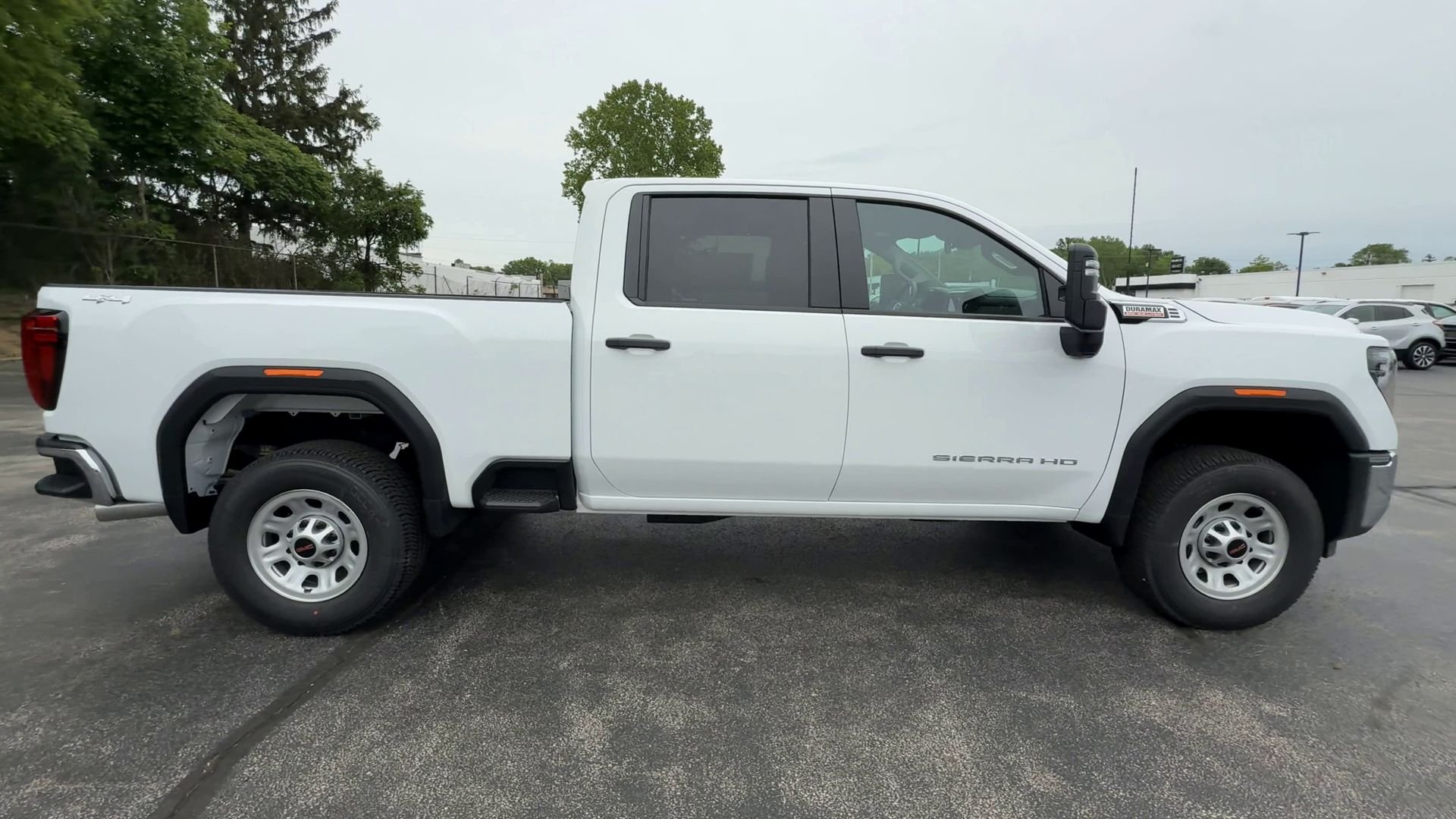 2025 GMC Sierra 2500HD Pro - Photo 9