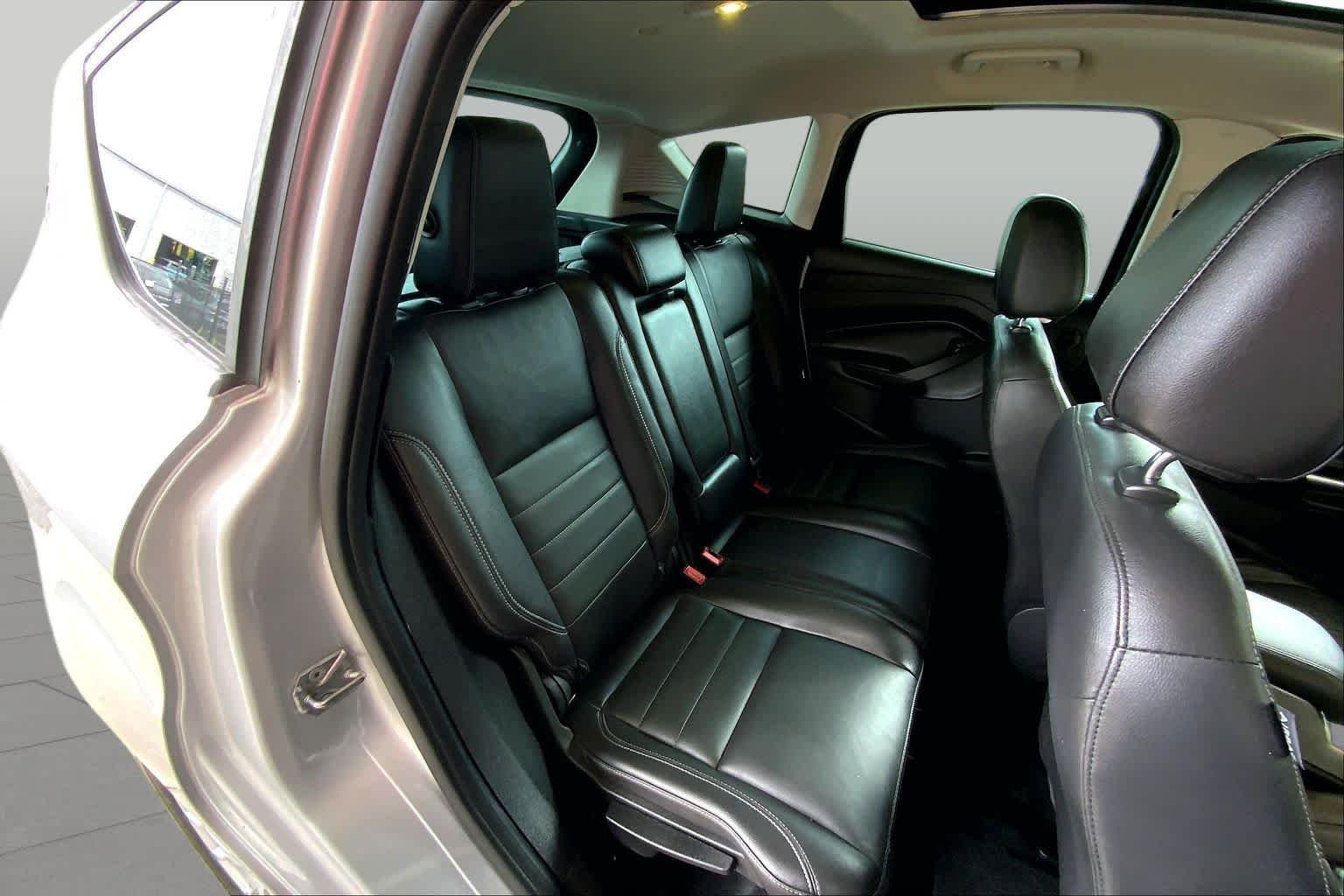 Used 2016 Ingot Silver Ford SEL image 20