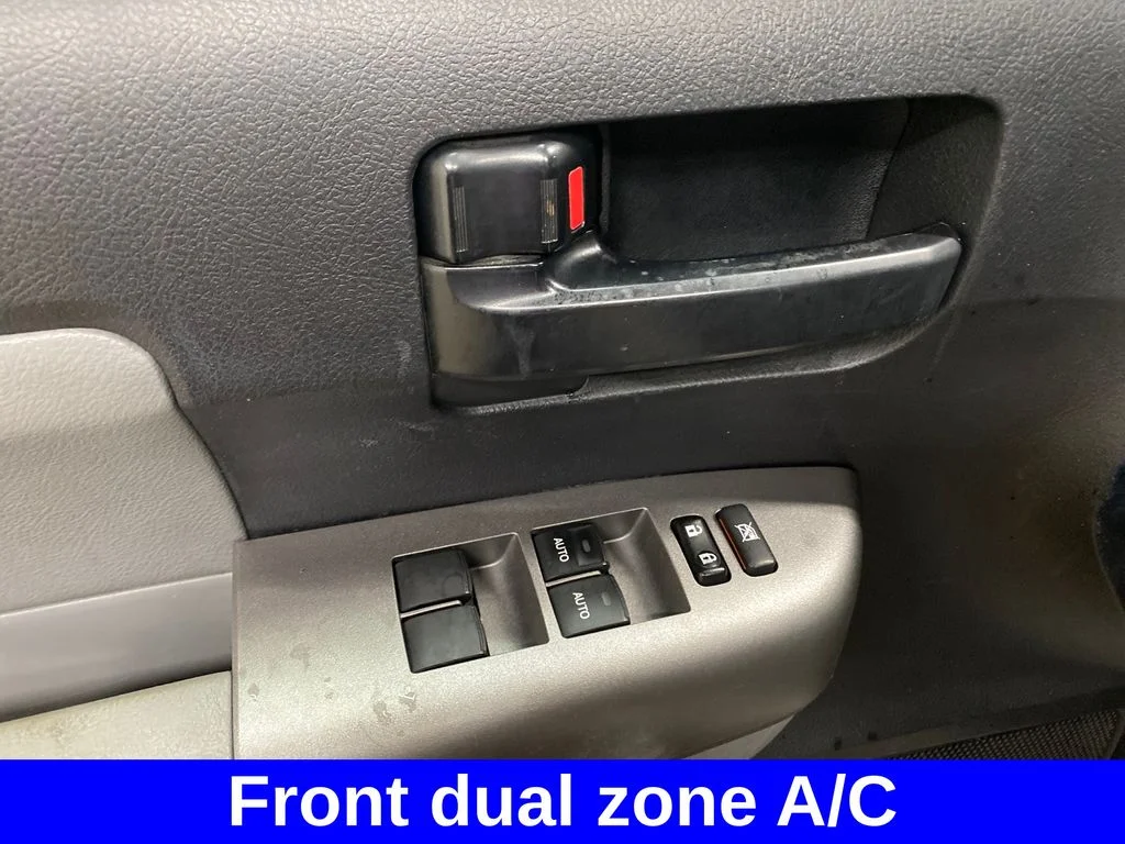 Used 2015 White Toyota SR5 image 9