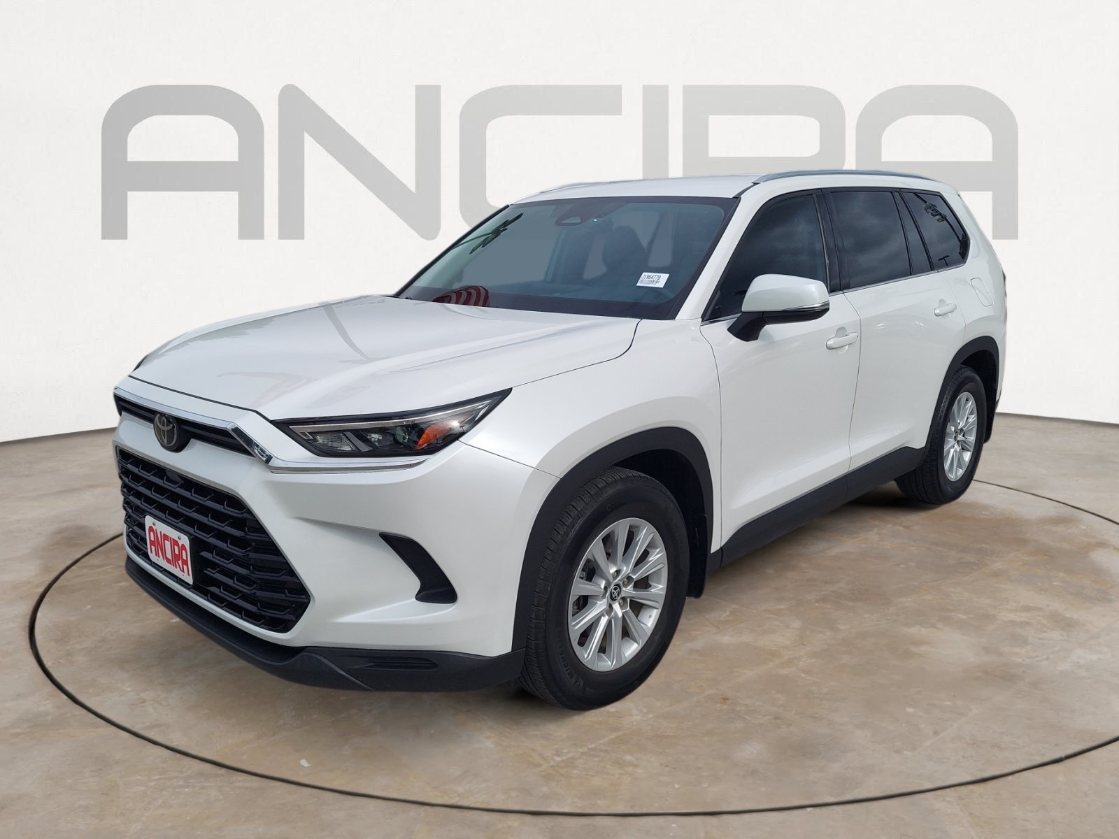 Used 2024 Wind Chill Pearl Toyota XLE image 6