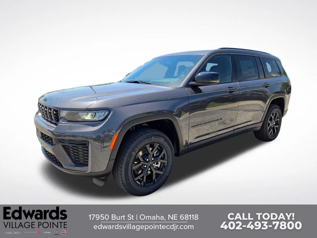 New 2026 Baltic Gray Metallic Clear-Coat Exterior Paint Jeep Laredo image 7