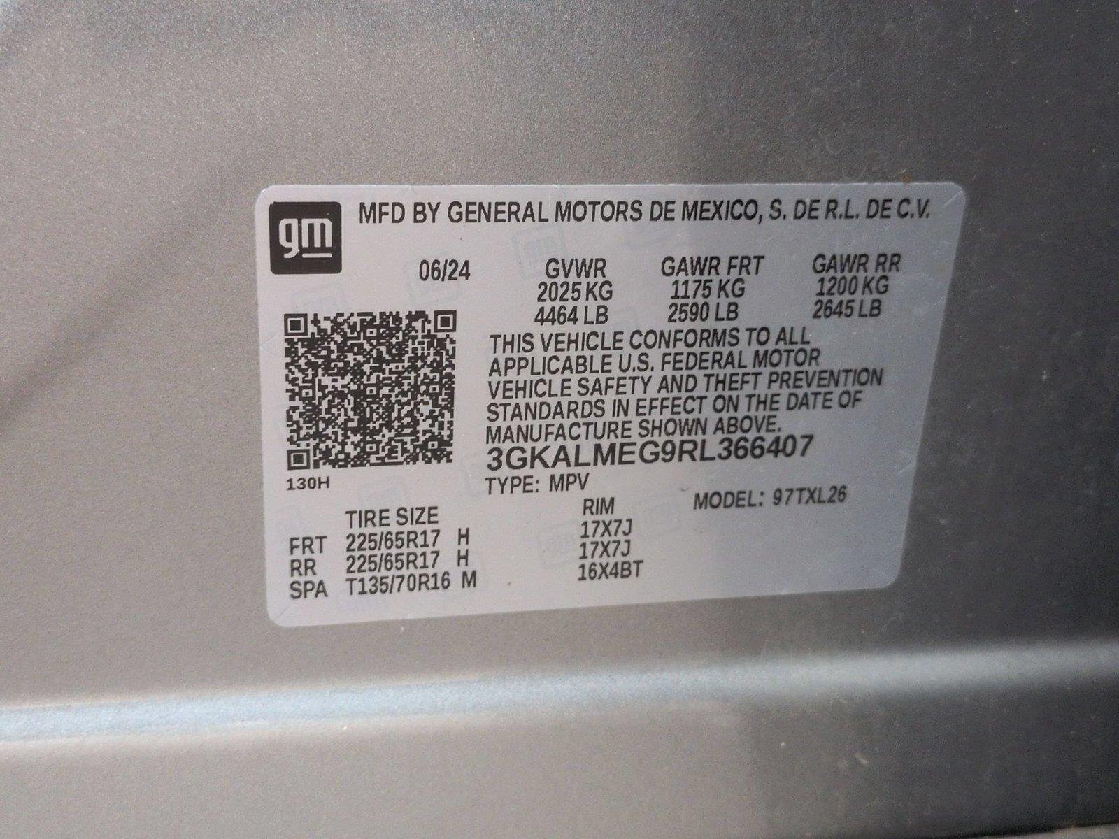 Used 2024 Sterling Metallic GMC SLE image 39