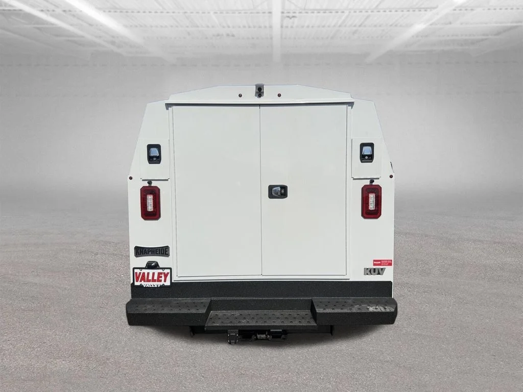 New 2026 Oxford White Ford E-350 SRW image 5