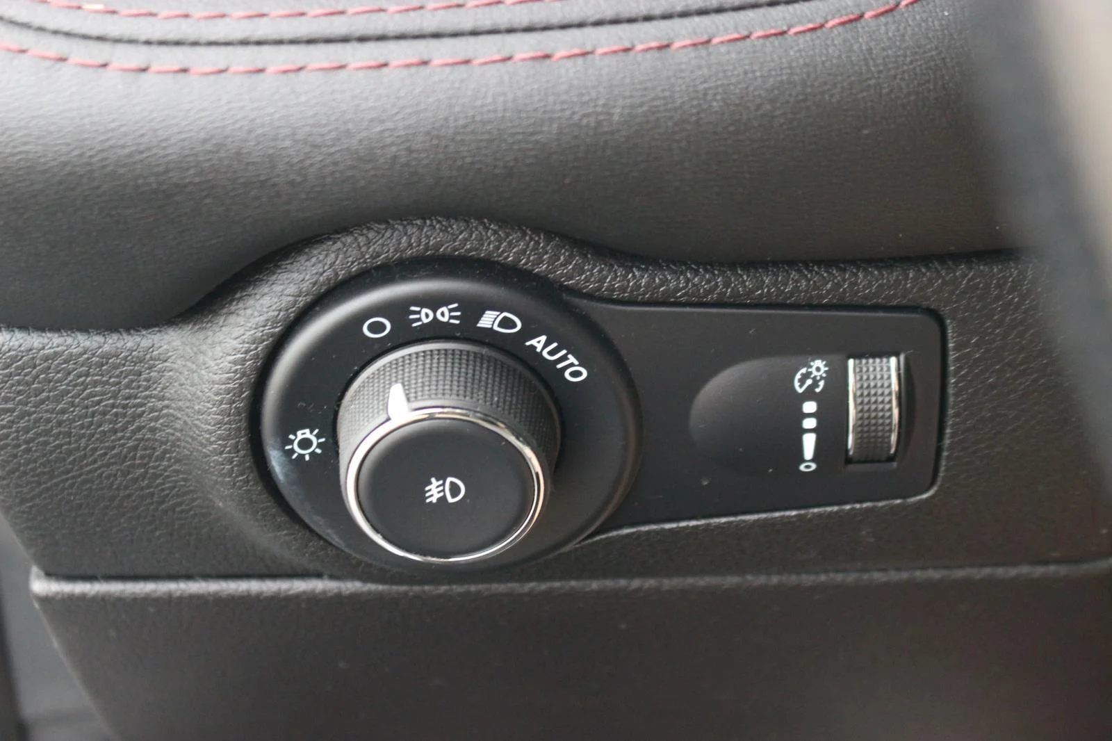 Used 2022 White Dodge R/T Plus image 30