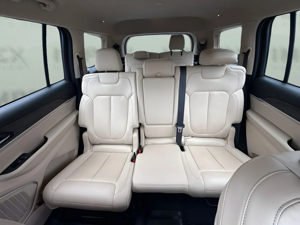 Used 2021 White Jeep Limited image 7