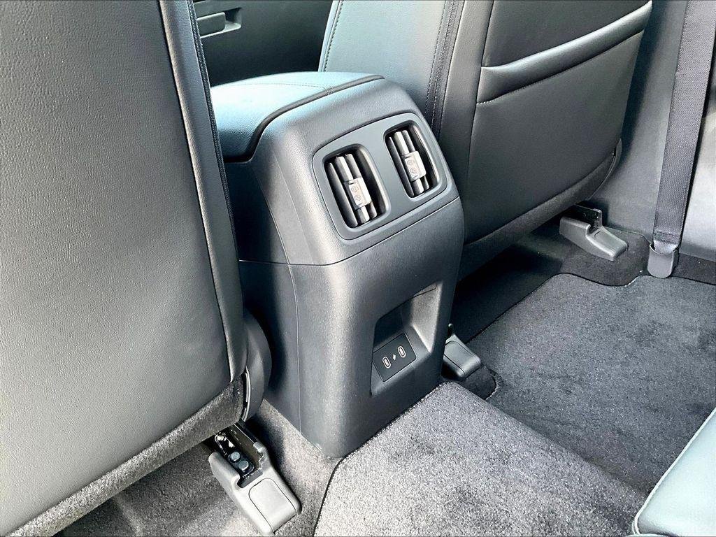 New 2026 Green Hyundai SEL Plus FWD image 11