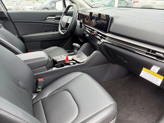 New 2026 White Kia EX image 23