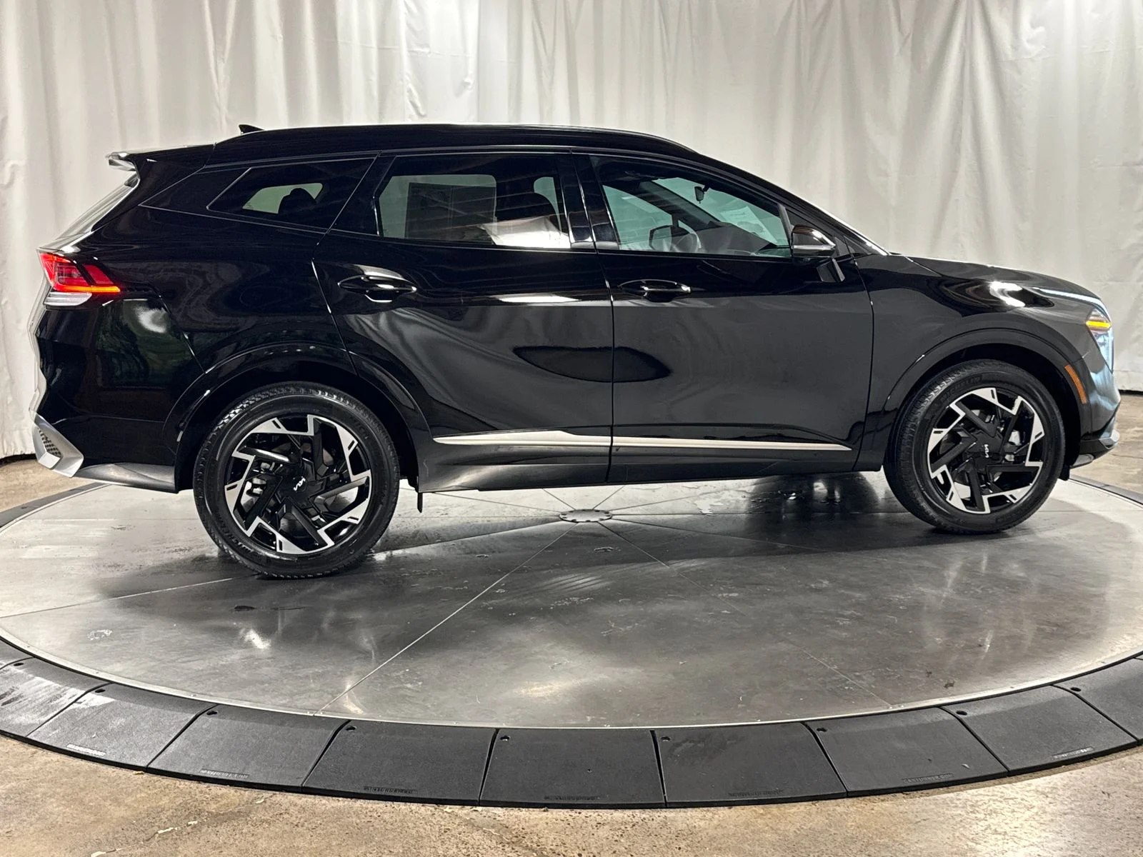 Used 2024 Ebony Black Kia SX-Prestige image 6
