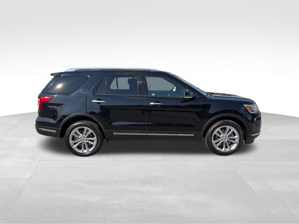 Used 2018 Black Ford Limited image 7