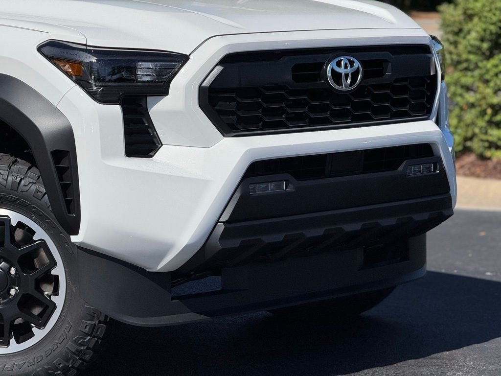 2025 Toyota Tacoma TRD Off Road - Photo 4