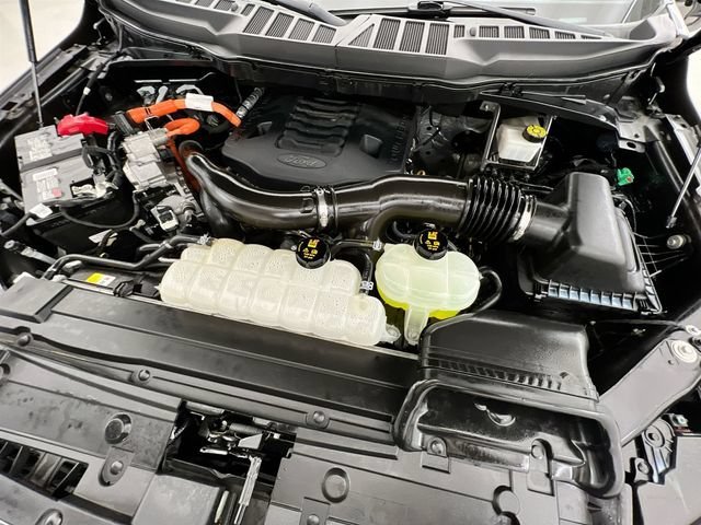 Used 2022 Gray Ford XLT image 35
