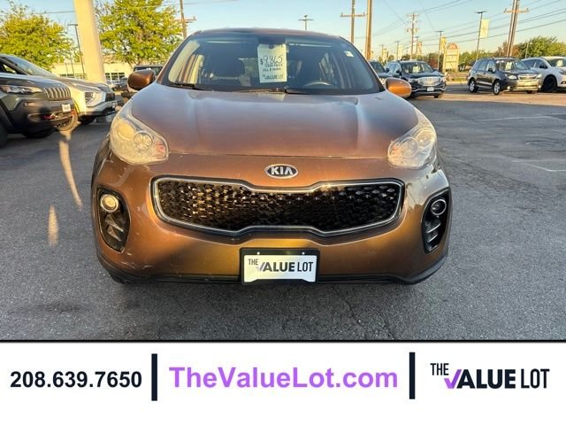 Used 2018 Brown Kia LX image 9