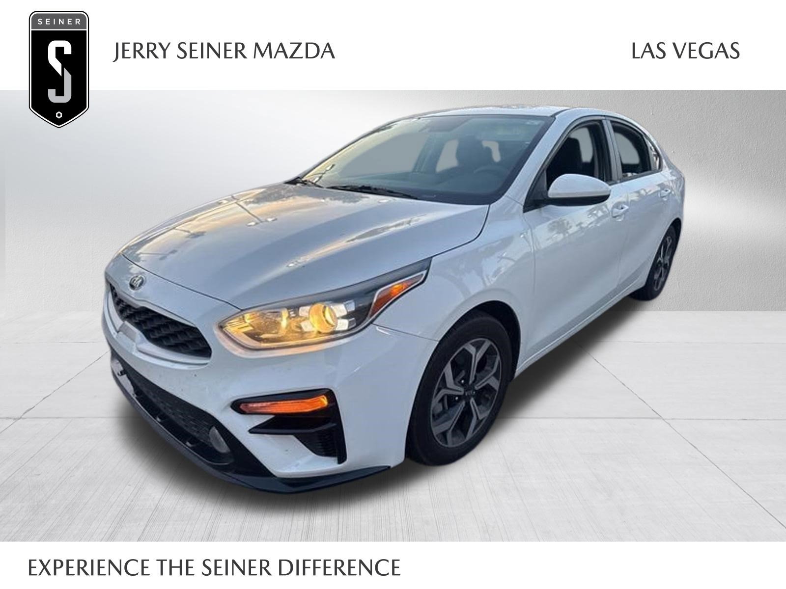 2020 Kia Forte LXS AT's photo