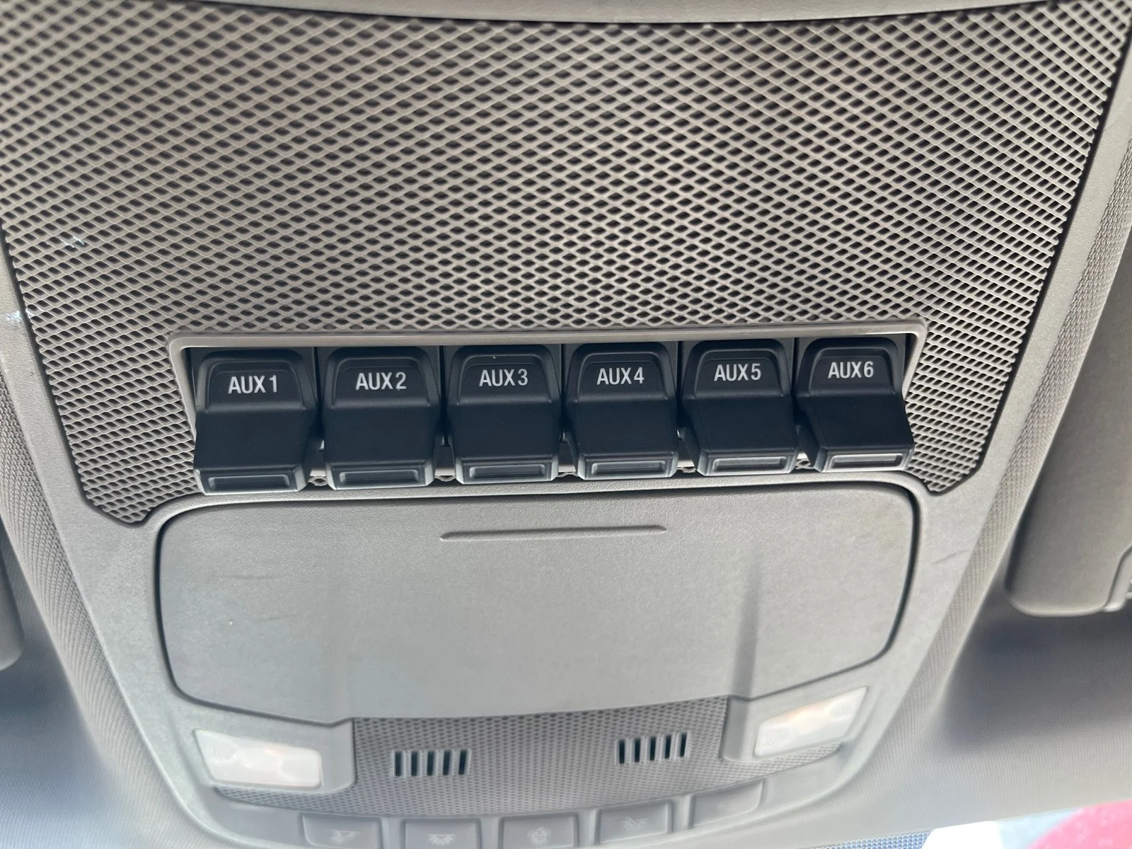 Used 2017 Oxford White Ford XL4WD REG CAB 8 BOX image 17