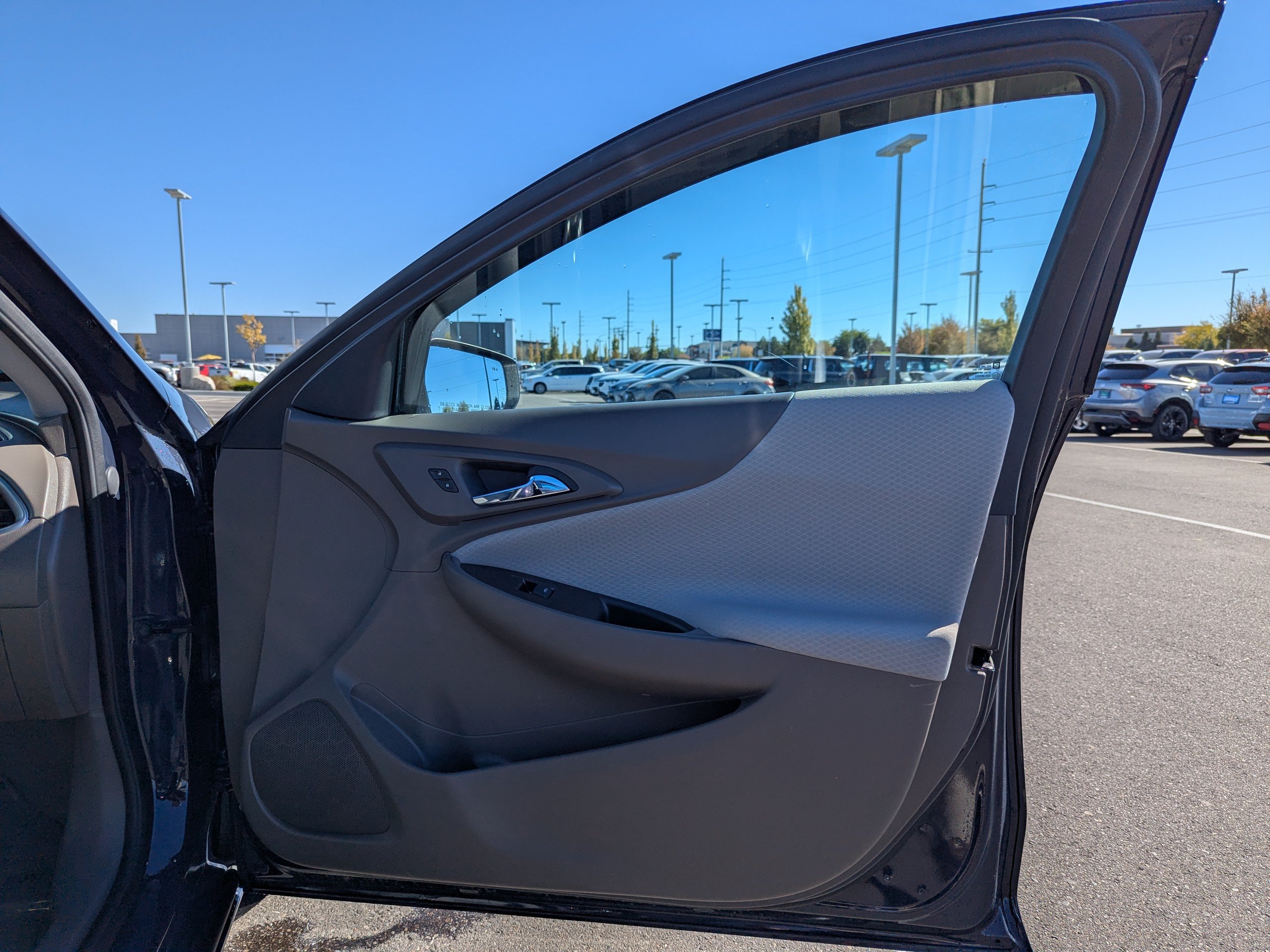 2025 Chevrolet Malibu 1LS - Photo 37