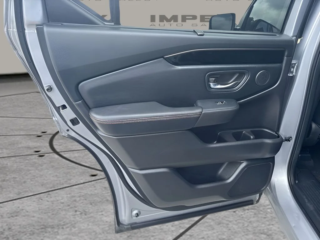 Used 2025 Silver Honda TrailSport image 29
