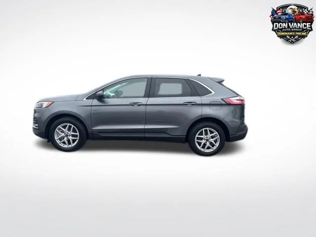 2024 Ford Edge SEL AWD's photo