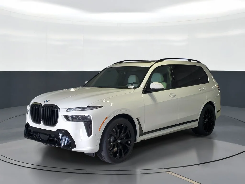 New 2027 White BMW xDrive40i image 1