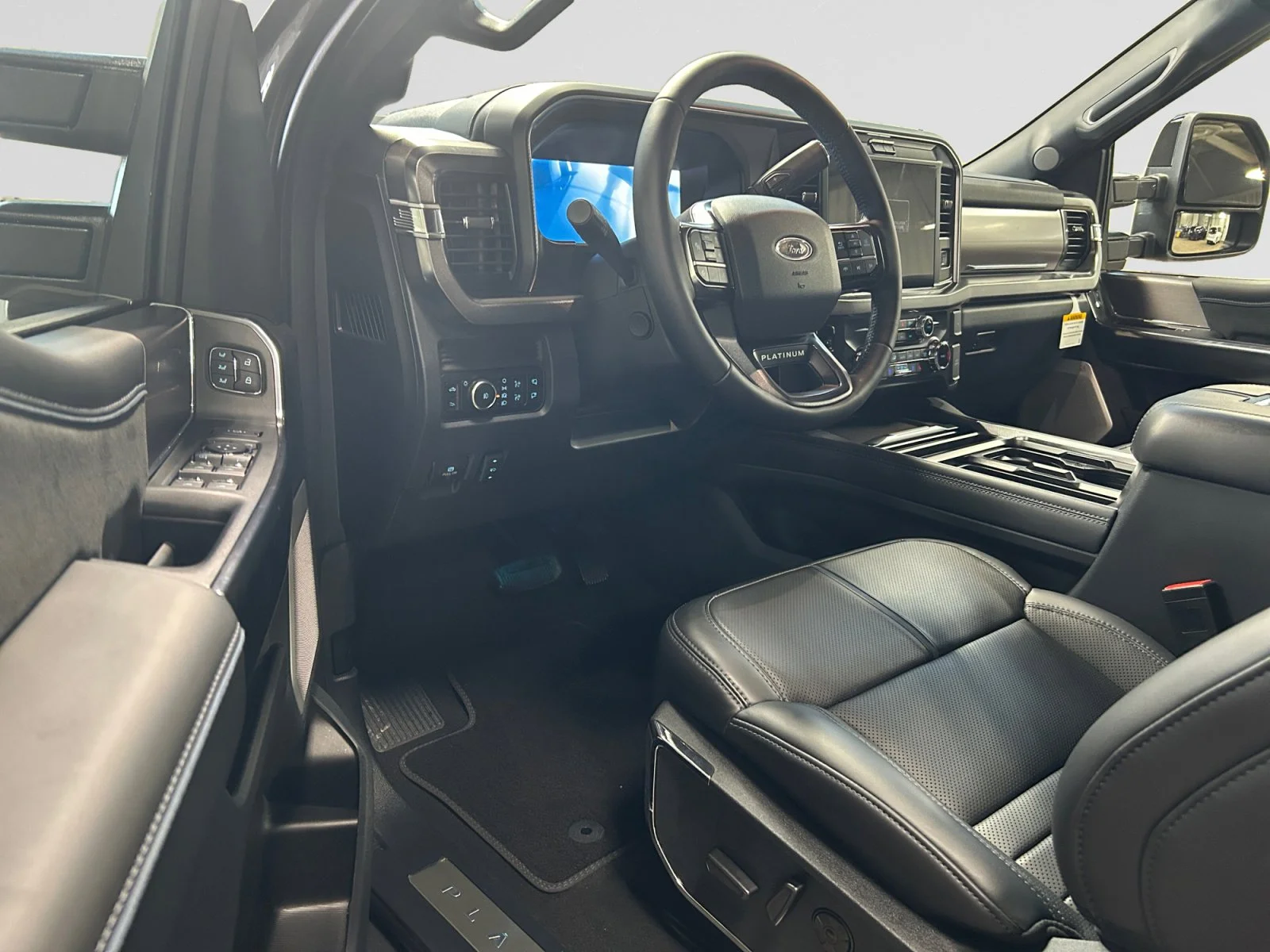 New 2026 Carbonized Grey Metallic Ford Platinum image 13