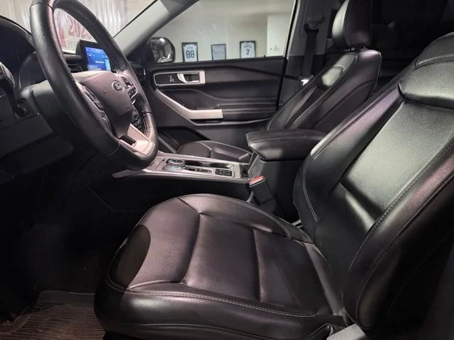 Used 2021 Gray Ford XLT image 13