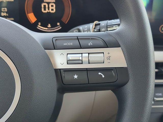 2025 Hyundai Tucson SE - Photo 24
