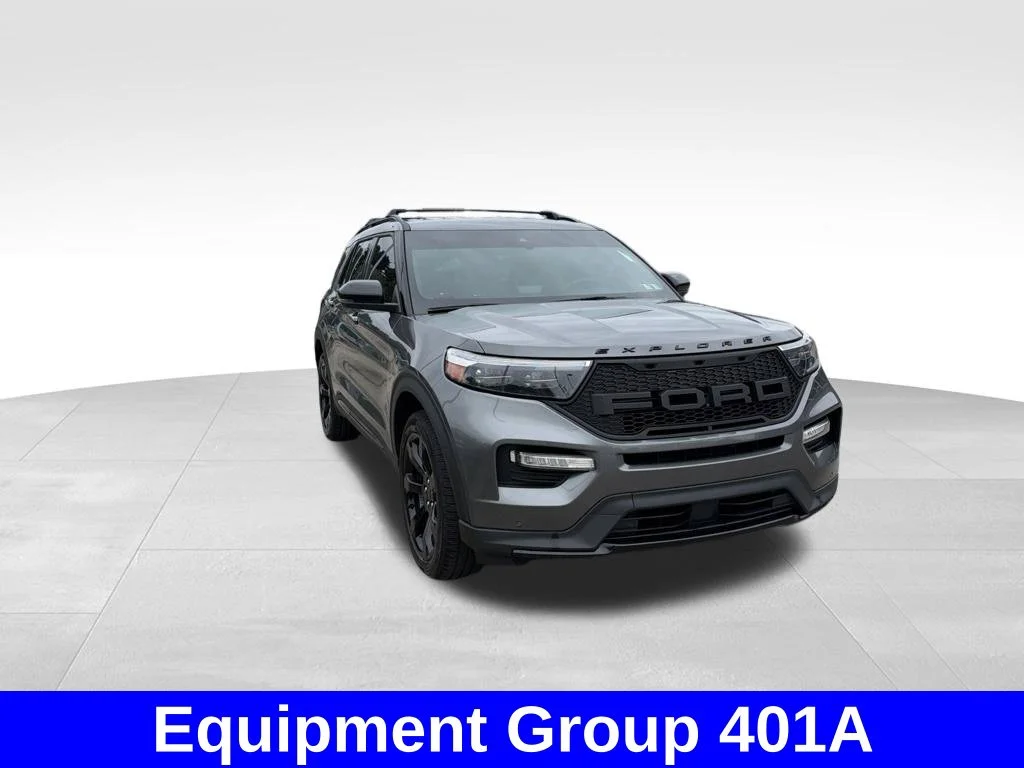 Used 2022 Gray Ford ST image 3