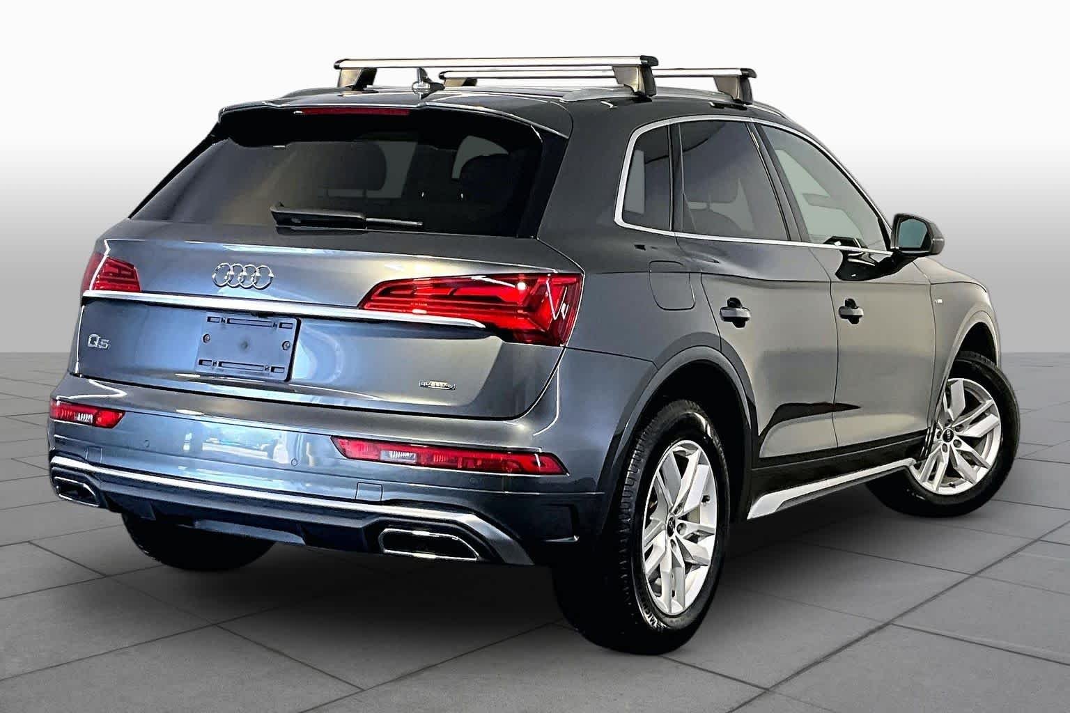 Used 2022 Daytona Gray Pearl Effect Audi S line Premium image 13