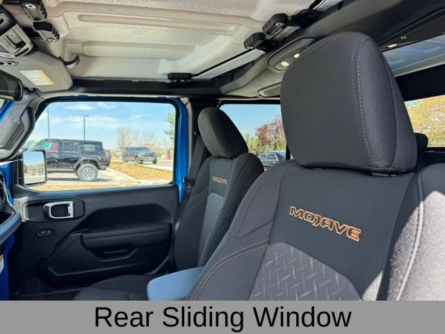 New 2026 Hydro Blue Pearl-Coat Exterior Paint Jeep Mojave image 14