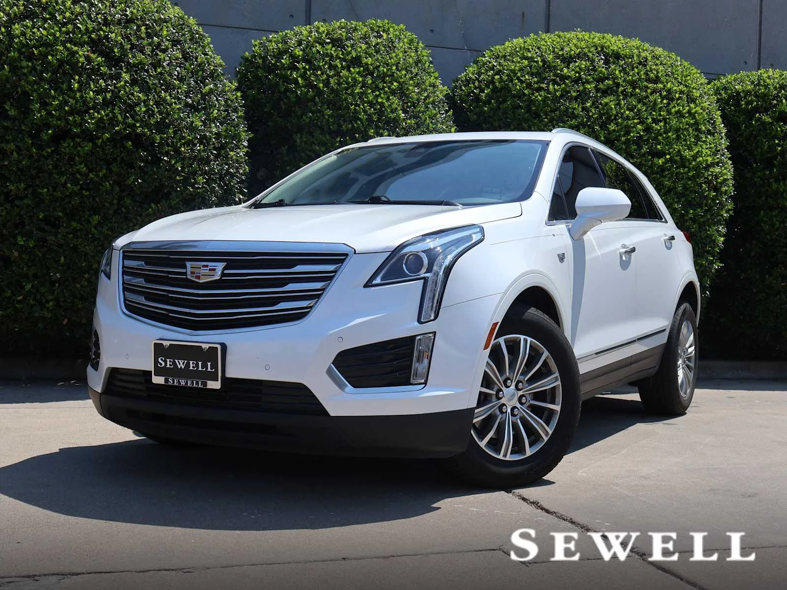 Pre-Owned 2018 Cadillac XT5 Luxury FWD