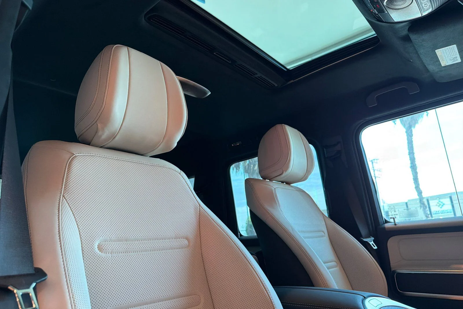 New 2027 Polar White Mercedes-Benz G 580 image 14