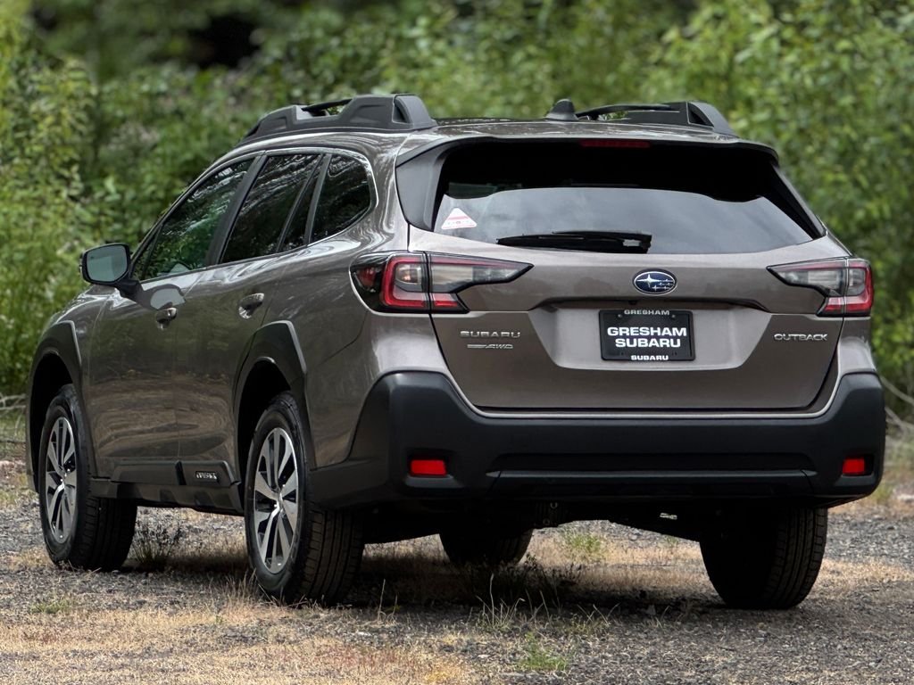 Used 2024 Brilliant Bronze Metallic Subaru Premium image 5