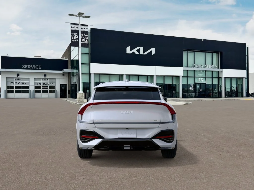 New 2026 Glacial White Pearl Kia GT-Line image 5