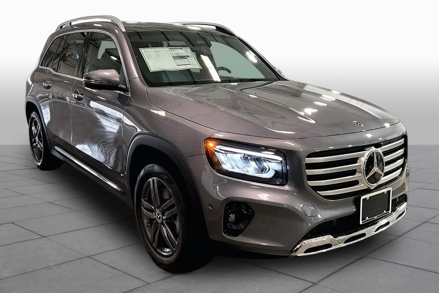 New 2026 Mountain Grey Metallic Mercedes-Benz GLB 250 image 2