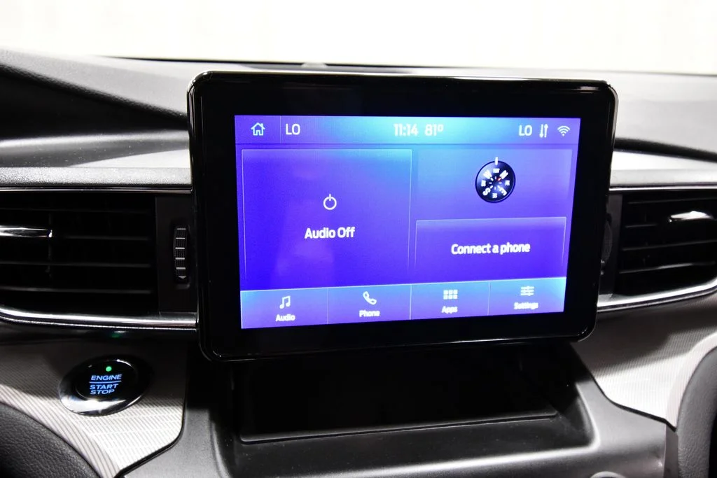 Used 2020 Silver Ford XLT image 23