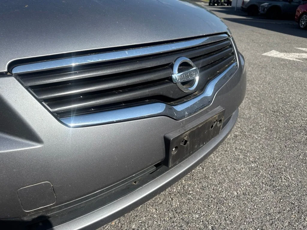 Used 2009 Gray Nissan 2.5 S image 8