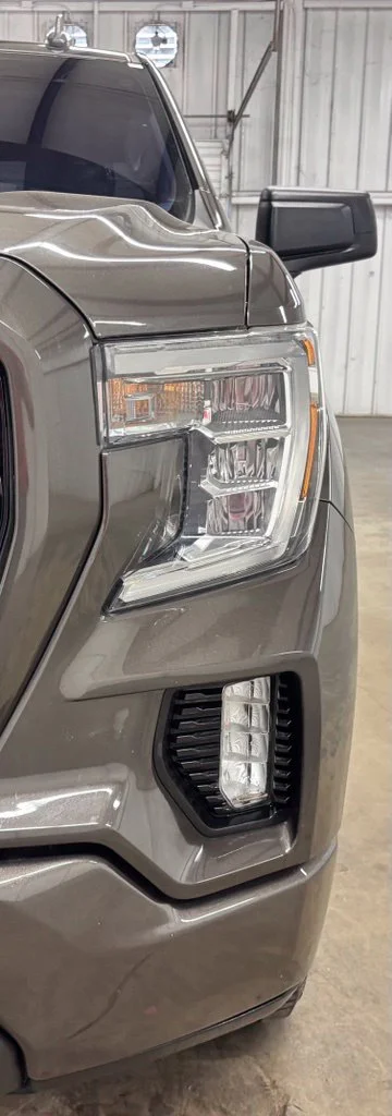 Used 2020  GMC Elevation image 9