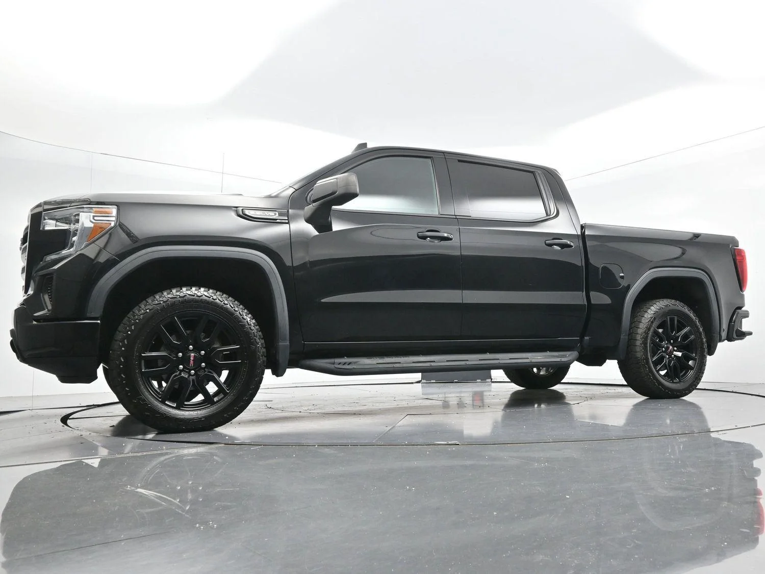Used 2020 Onyx Black GMC Elevation image 47