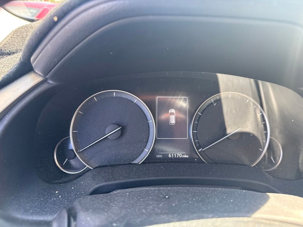Used 2020 White Pearl Lexus 350L image 7