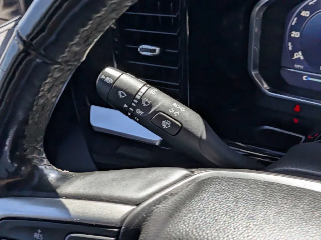 Used 2025 Gray Chevrolet LT image 19