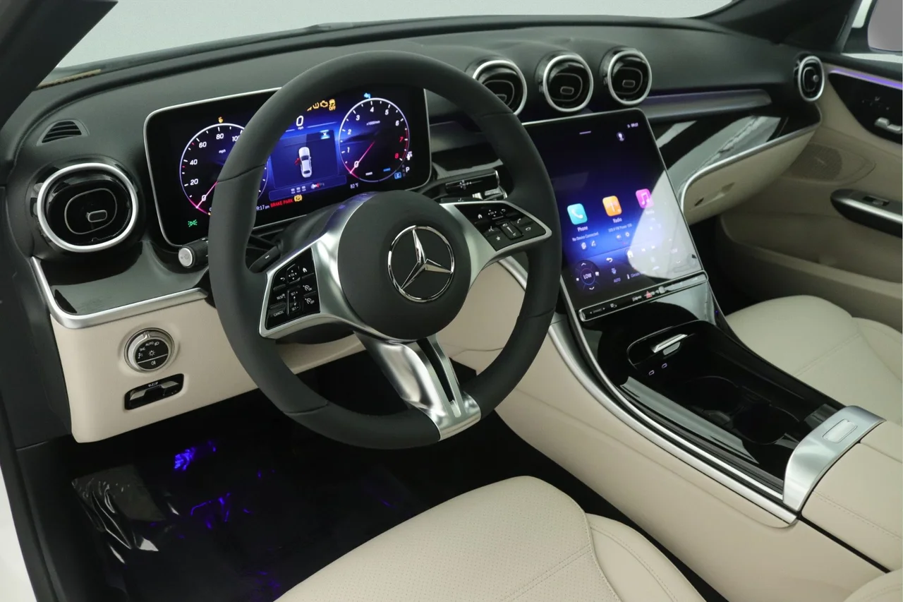 New 2026 Polar White Mercedes-Benz C 300 image 4
