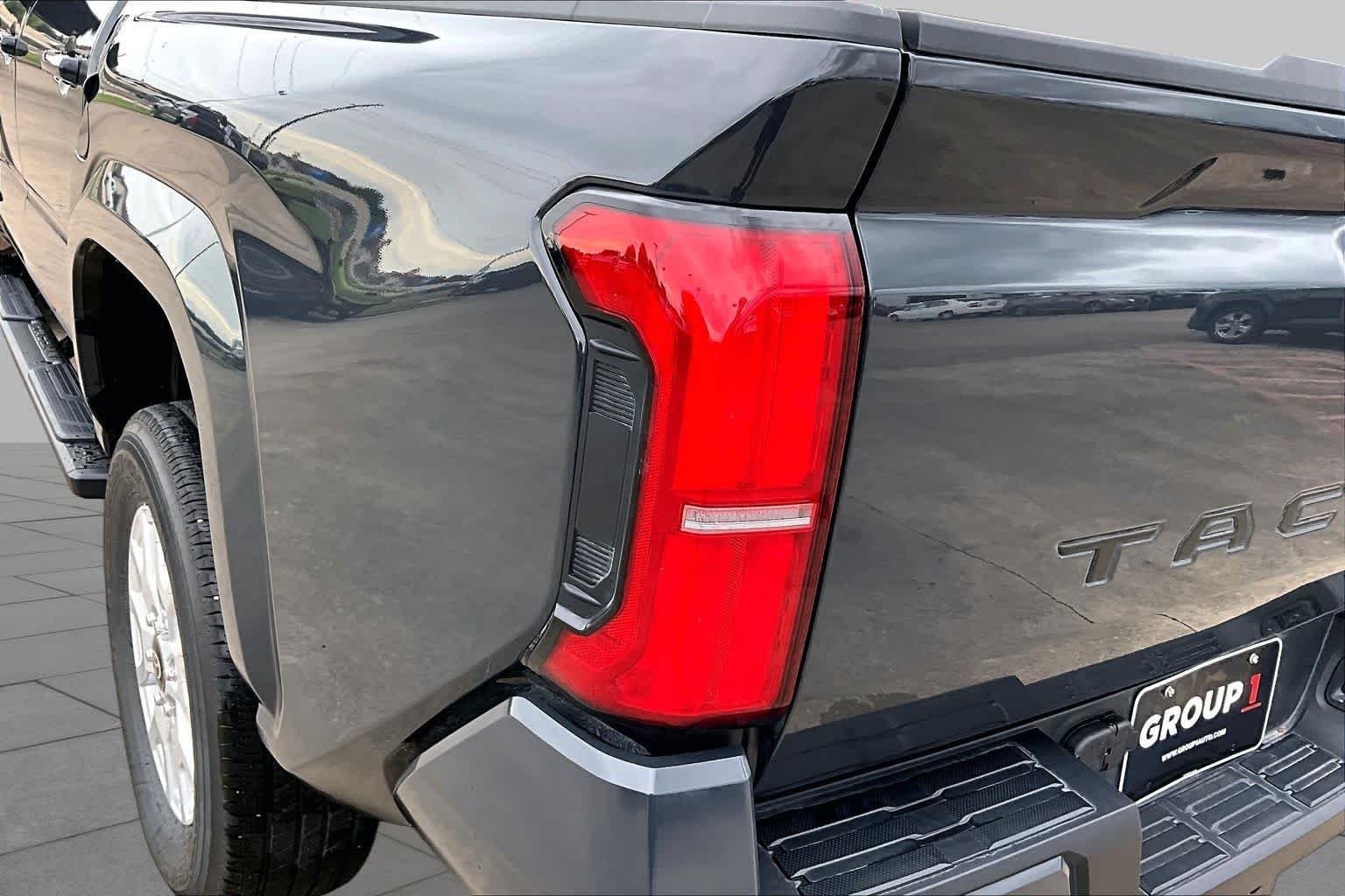 Used 2025 Underground Toyota SR5 image 27