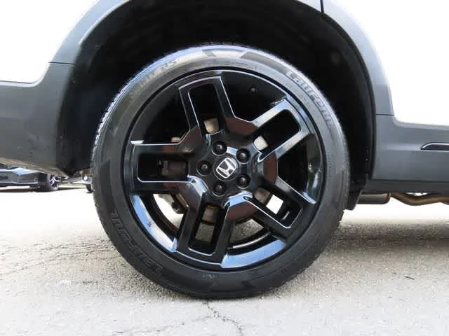 2024 Honda Passport Black Edition - Photo 9