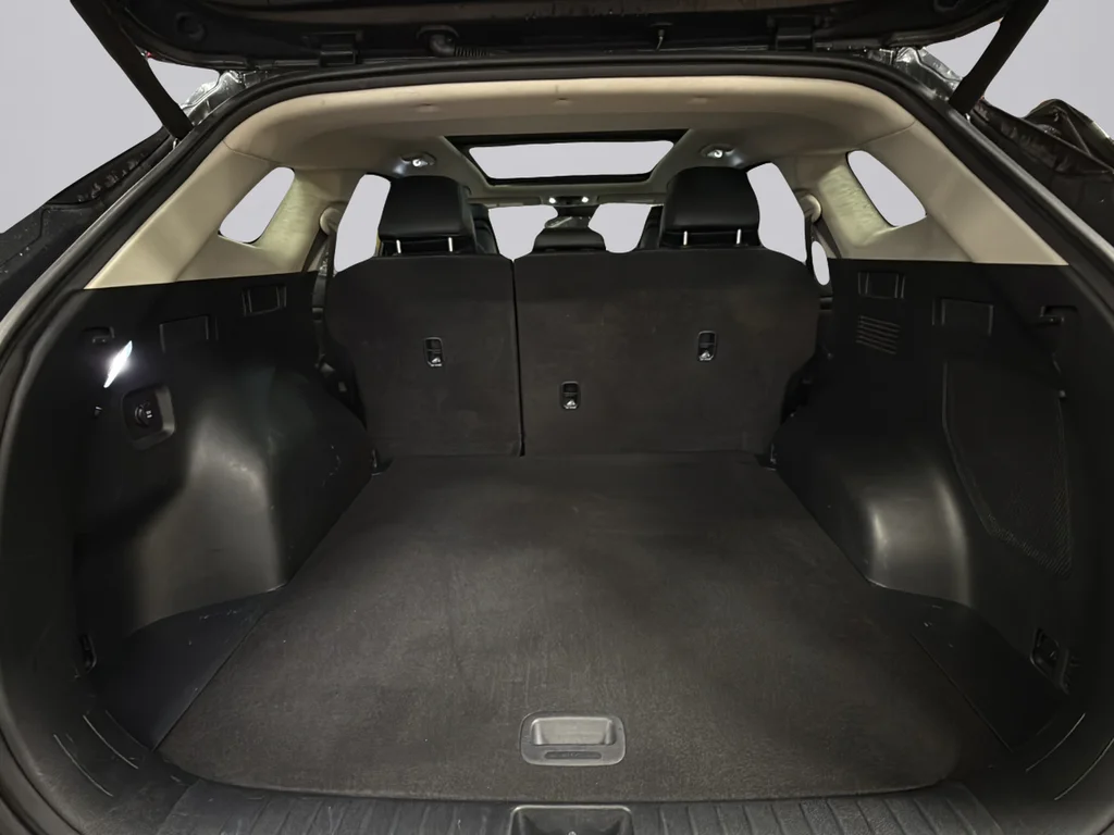 Used 2023 Gravity Gray Kia SX-Prestige image 29