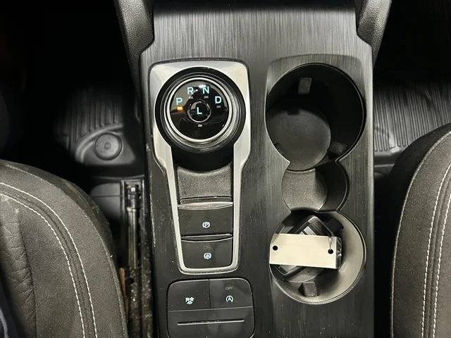 Used 2023 White FORD Active image 29