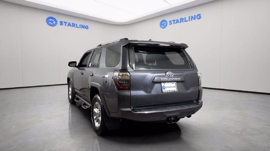 Used 2022 Gray Toyota SR5 Premium image 6