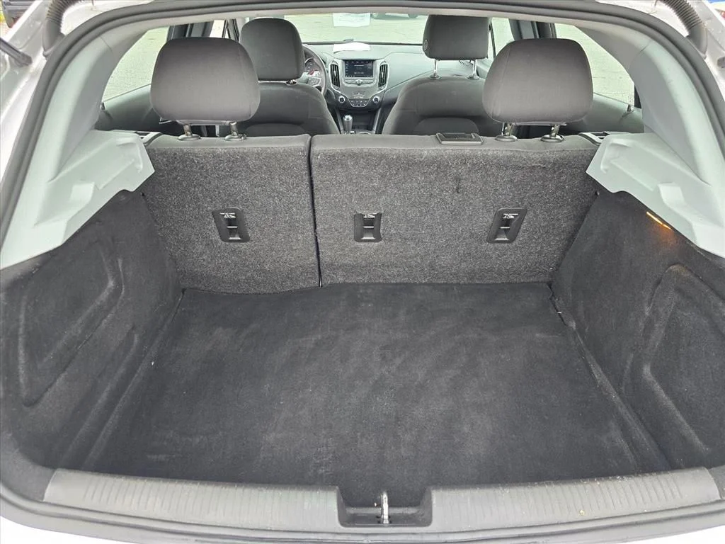 Used 2019 Silver Chevrolet LT image 26