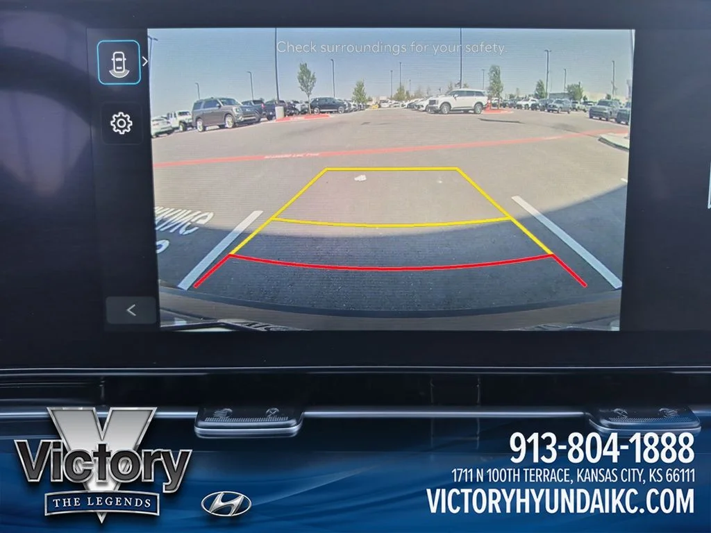 Used 2025 Gray Hyundai SEL image 19
